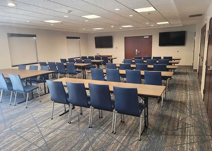 Holiday Inn Express Hotel & Suites Guthrie North Edmond By Ihg